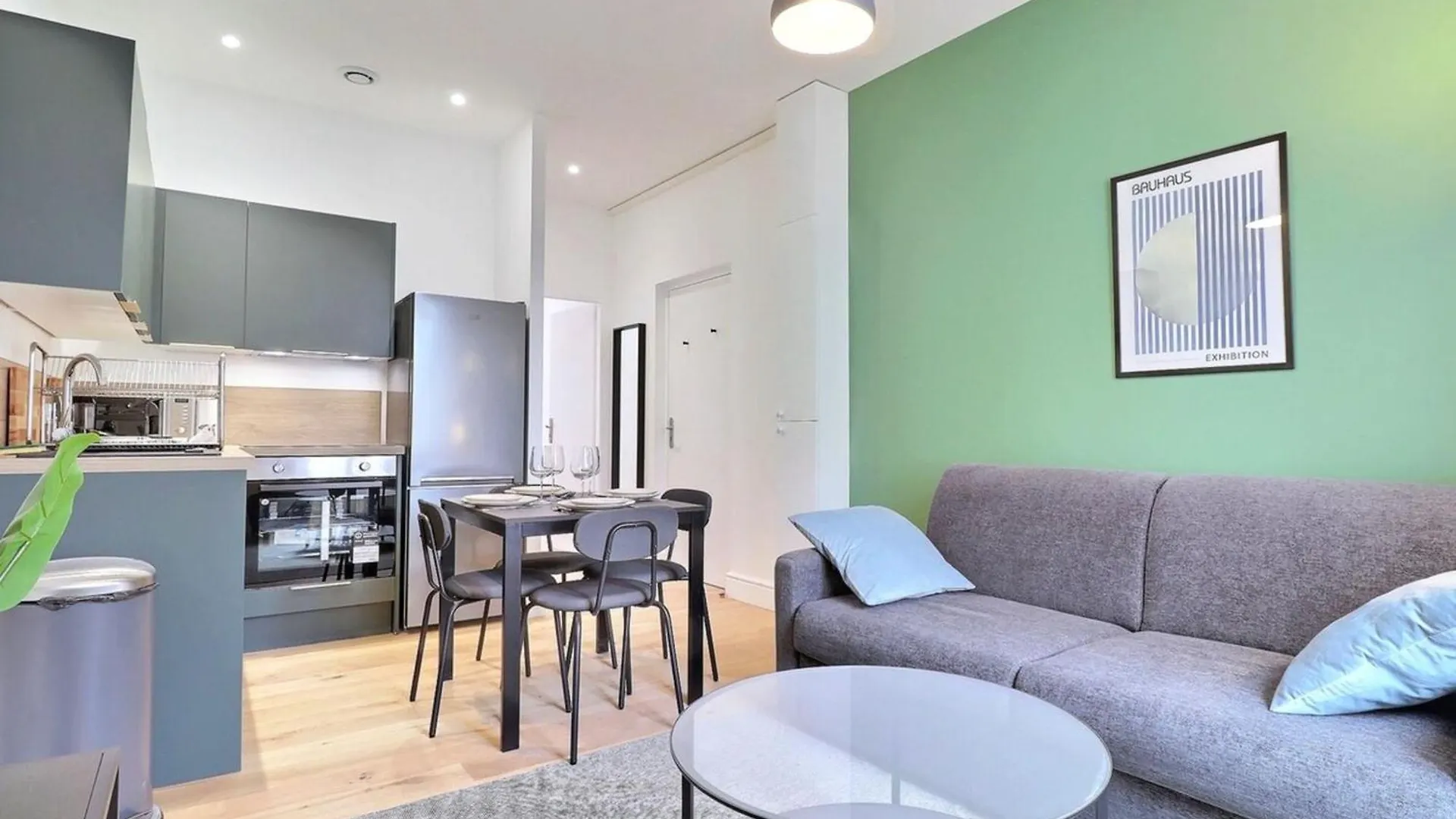 The Tavira - Magnificent Renovated T2 Apartment - Villeurbanne